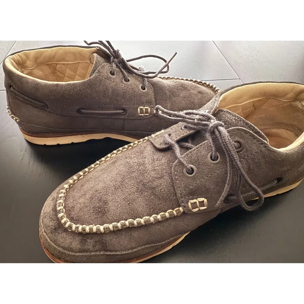 Timberland Abington Chukka Boot Mens 9.5M Gray Suede Lace-Up‎ Vibram Outsole
